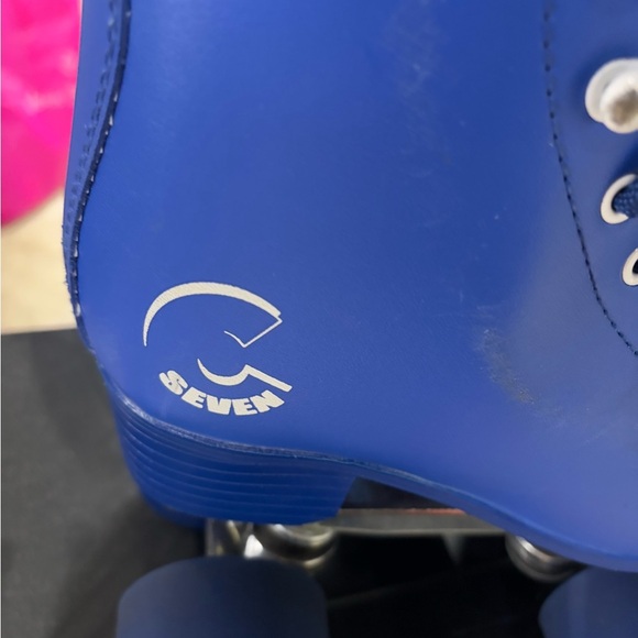 Midsummer’s Eve Quad Skates - Picture 5 of 14